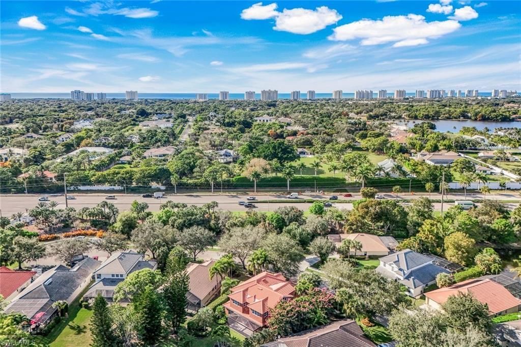 6777 Southern Oak Ct, Naples, FL 34109 Photo