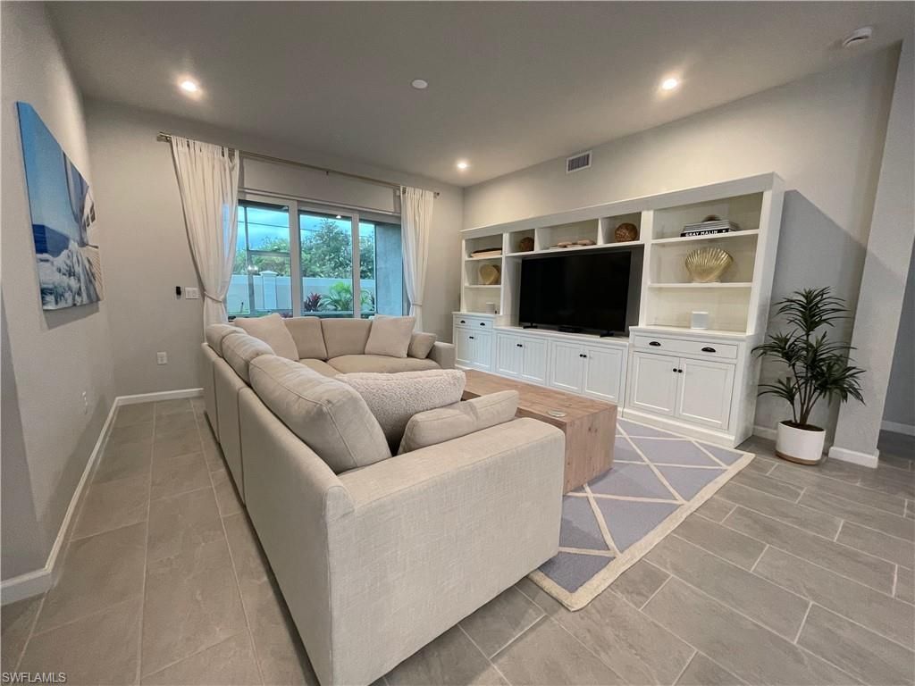 4676 Arboretum Cir, Unit 101, Naples, FL 34112 Photo