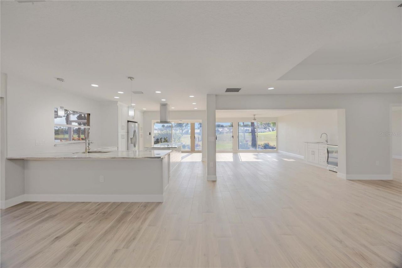 717 Carnoustie Terrace, Unit 9, Venice, FL 34293 Photo