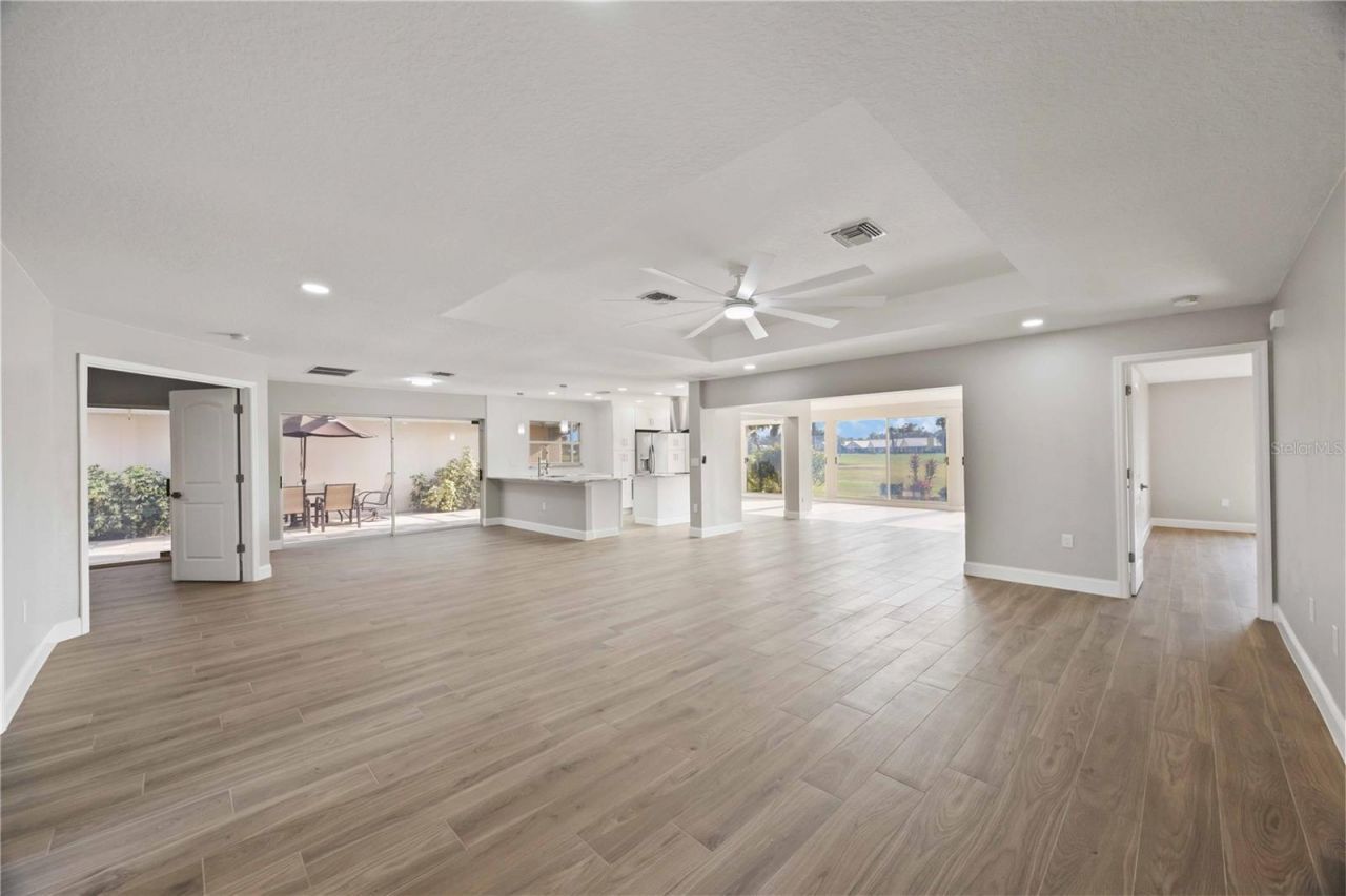 717 Carnoustie Terrace, Unit 9, Venice, FL 34293 Photo