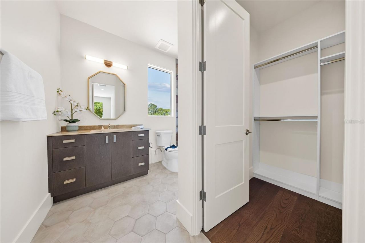 7958 S Park Place, Orlando, FL 32819 Photo