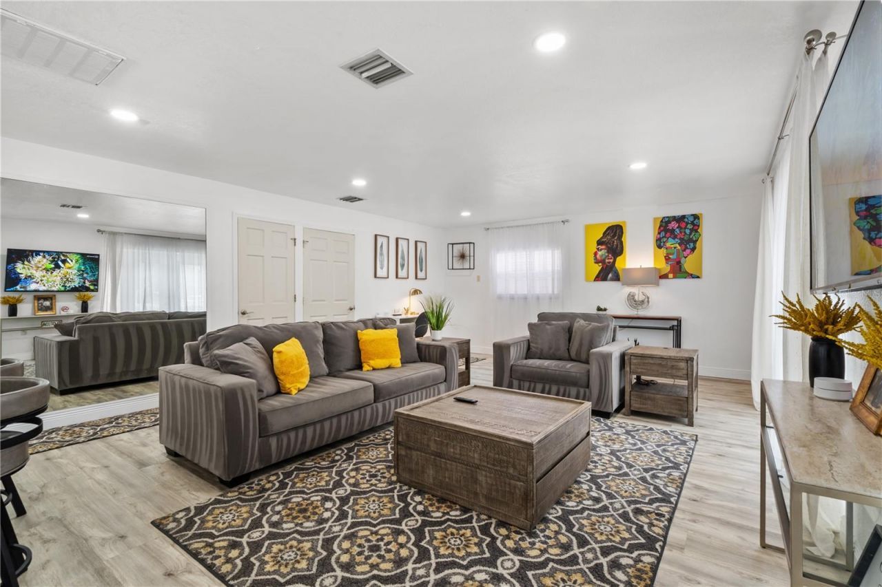 335 Debary Avenue, Debary, FL 32713 Photo