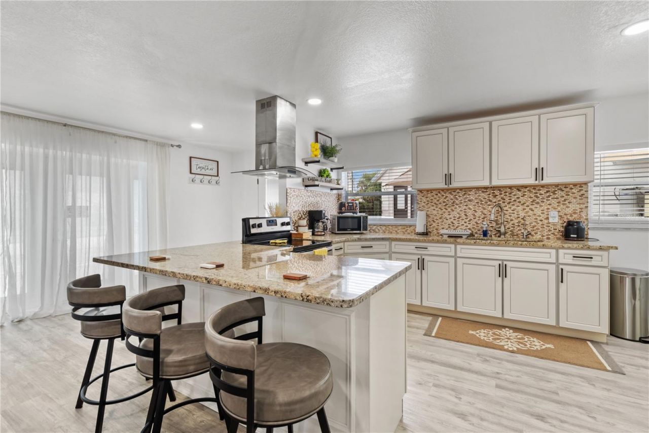 335 Debary Avenue, Debary, FL 32713 Photo