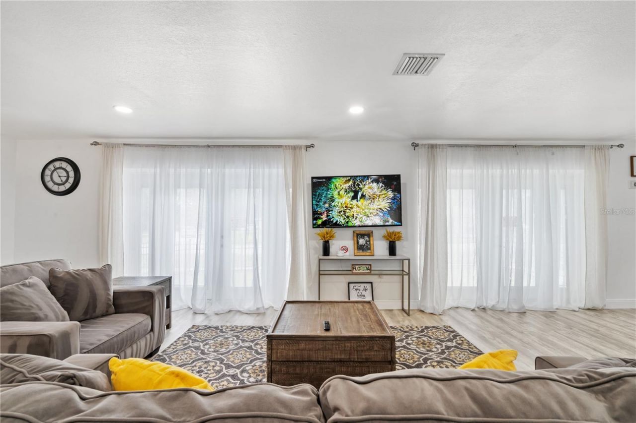 335 Debary Avenue, Debary, FL 32713 Photo