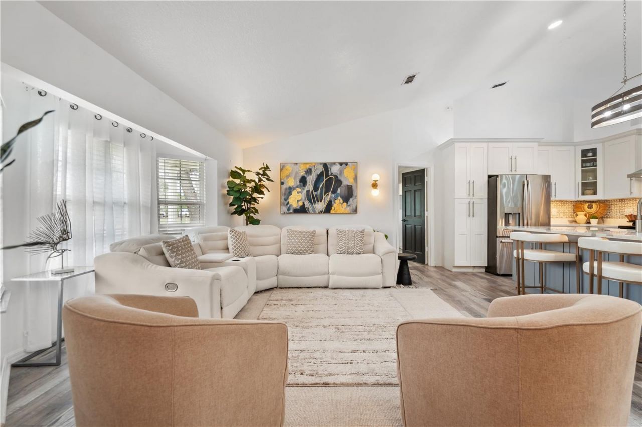 335 Debary Avenue, Debary, FL 32713 Photo