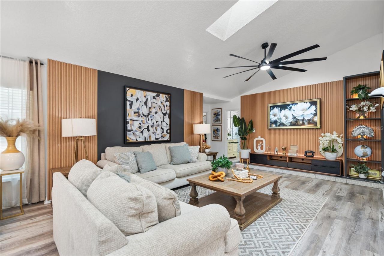 335 Debary Avenue, Debary, FL 32713 Photo