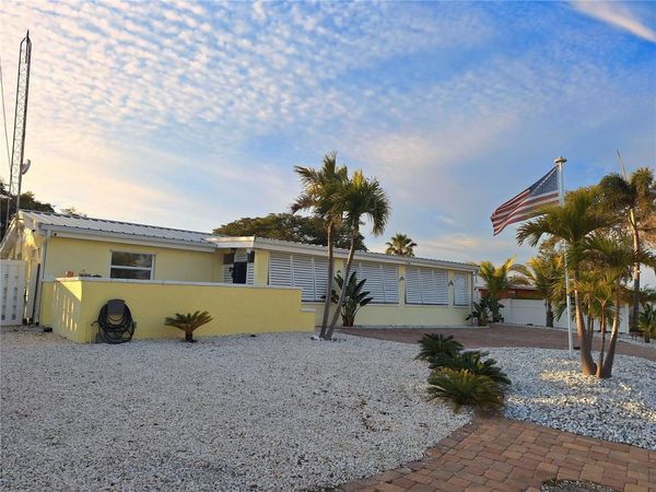 218 22ND STREET NE, BRADENTON, FL 34208