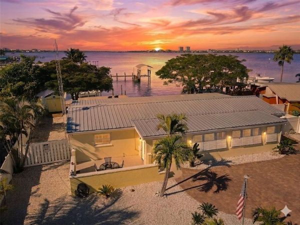 218 22ND STREET NE, BRADENTON, FL 34208