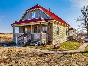 6829 Half Mound Road, Valley Falls, KS 66088