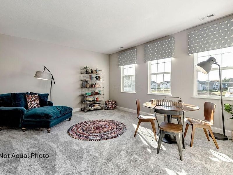 6477 Tanseyclose Lane , Dublin, OH 43016 Photo 2