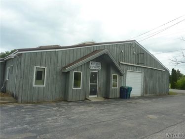 8701 Church Street, Barker, NY 14012