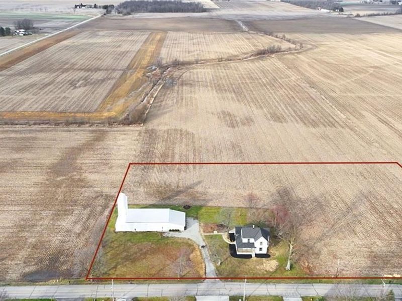 1213 W Holtzmuller Road, West Manchester, OH 45382 Photo 2