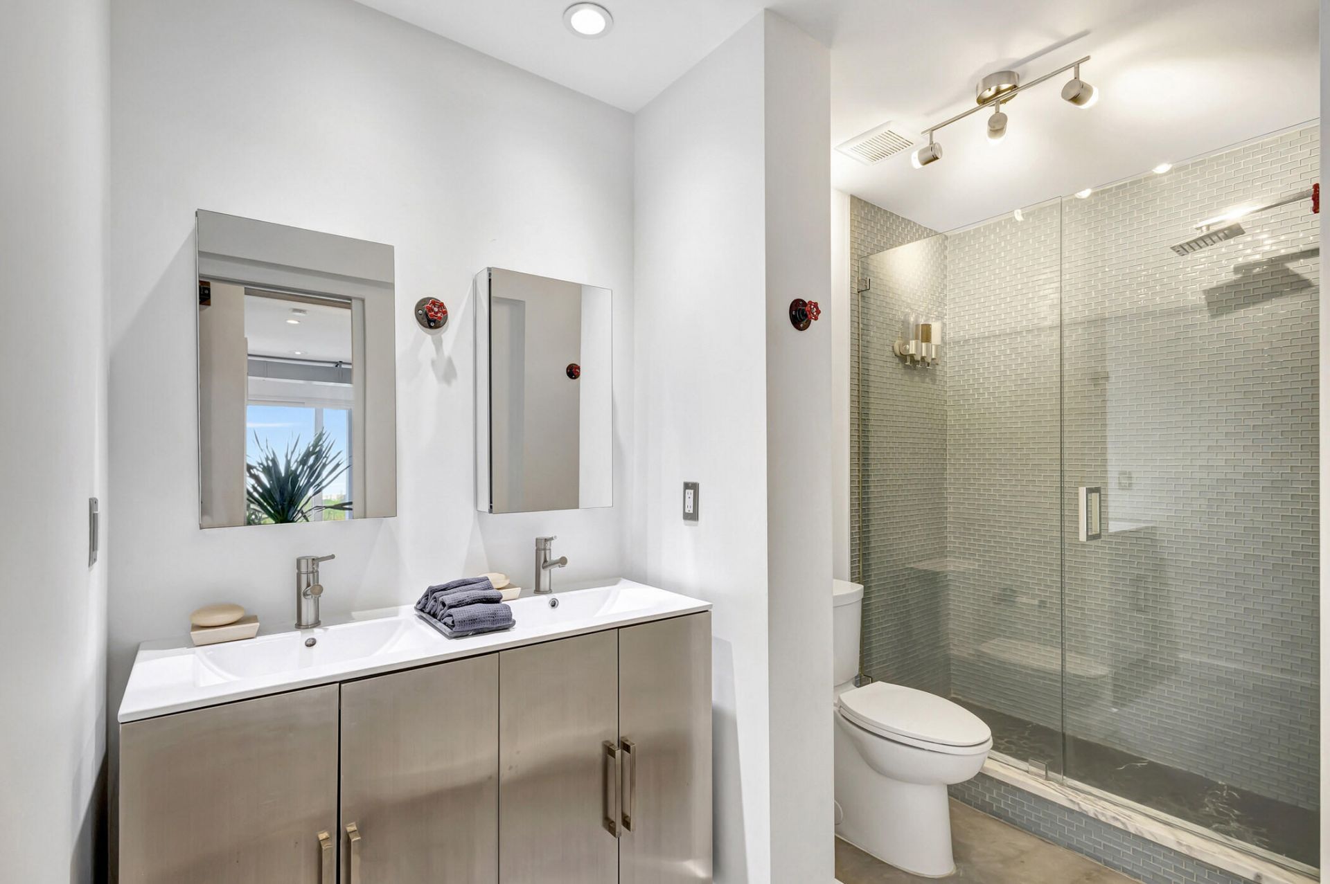 2275 S Ocean Boulevard, Unit 305n  N11, Palm Beach, FL 33480 Photo