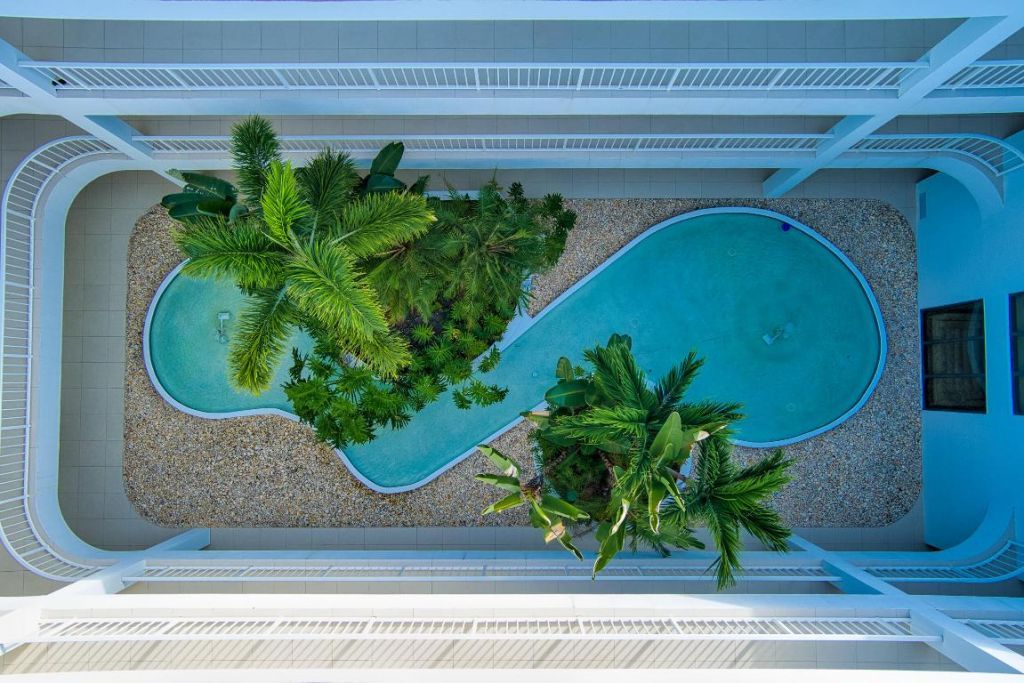 2275 S Ocean Boulevard, Unit 305n, Palm Beach, FL 33480 Photo