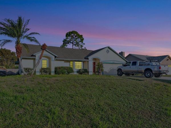 3617 SW Masilunas Street, Port St. Lucie, FL 34953