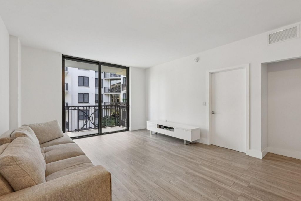 301 Altara Avenue, Unit 620, Coral Gables, FL 33146 Photo