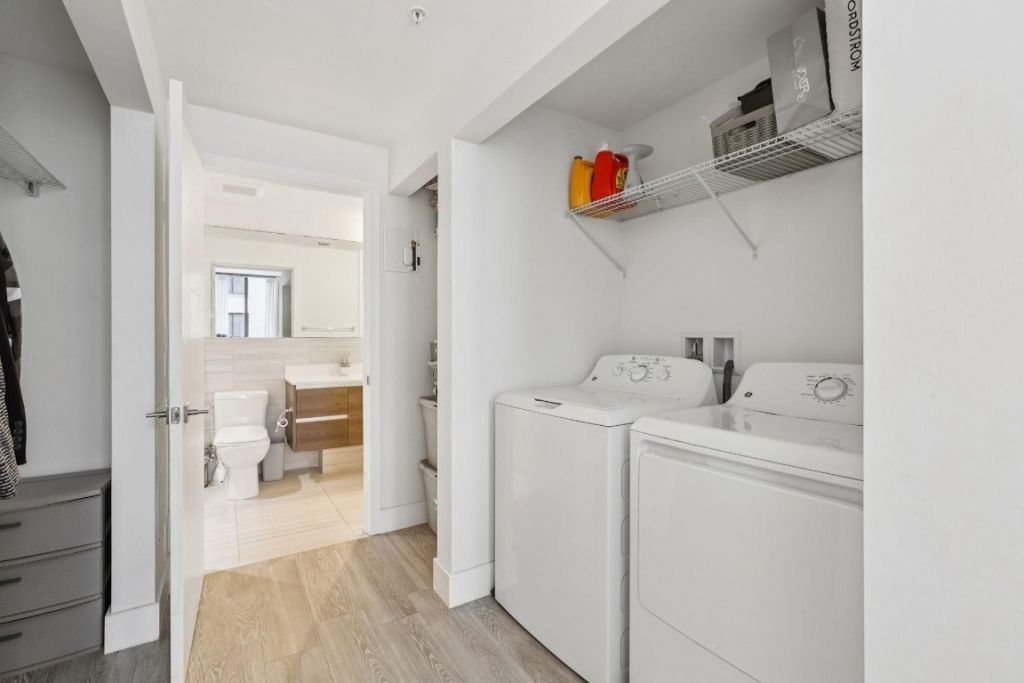 301 Altara Avenue, Unit 620, Coral Gables, FL 33146 Photo