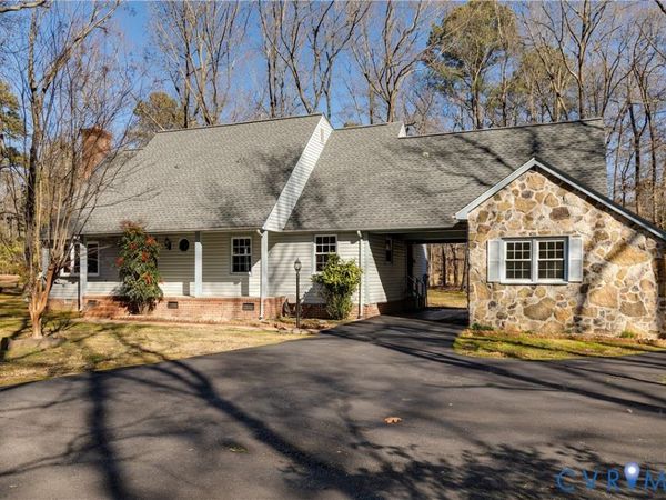 14747 Ramblewood Drive, Chester, VA 23836