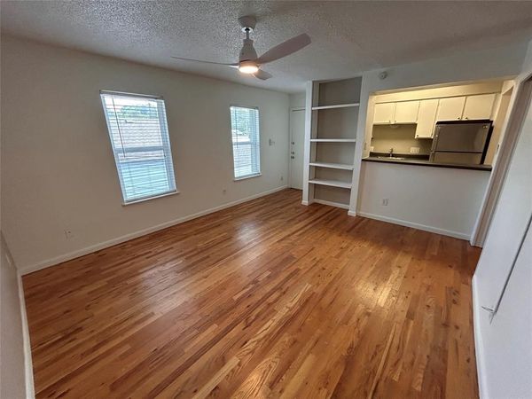 808 Winflo ST, Unit 105, Austin, TX 78703