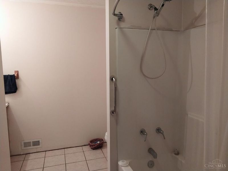 12835 Bennett Road, Madison Twp, OH 45123 Photo 20