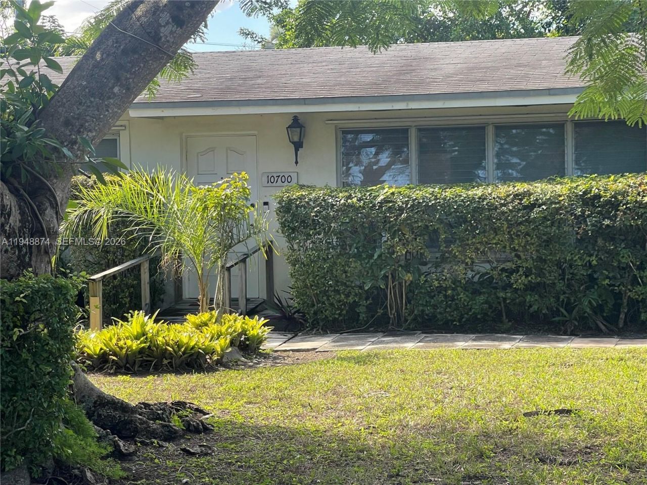 10700 SW 72nd Ct, Pinecrest, FL 33156 Photo