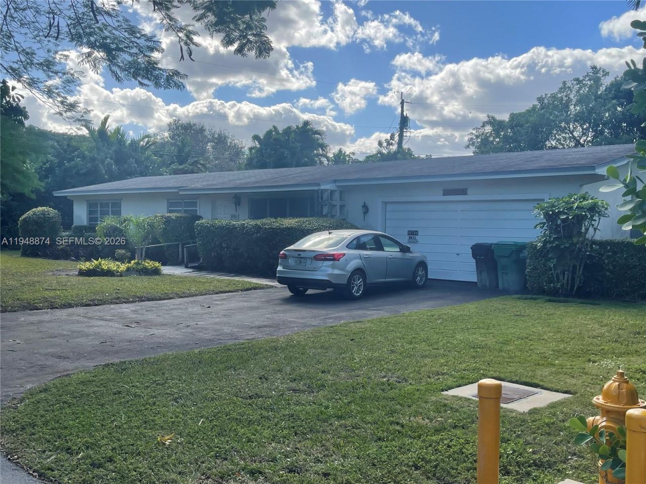 10700 SW 72nd Ct, Pinecrest, FL 33156 Photo