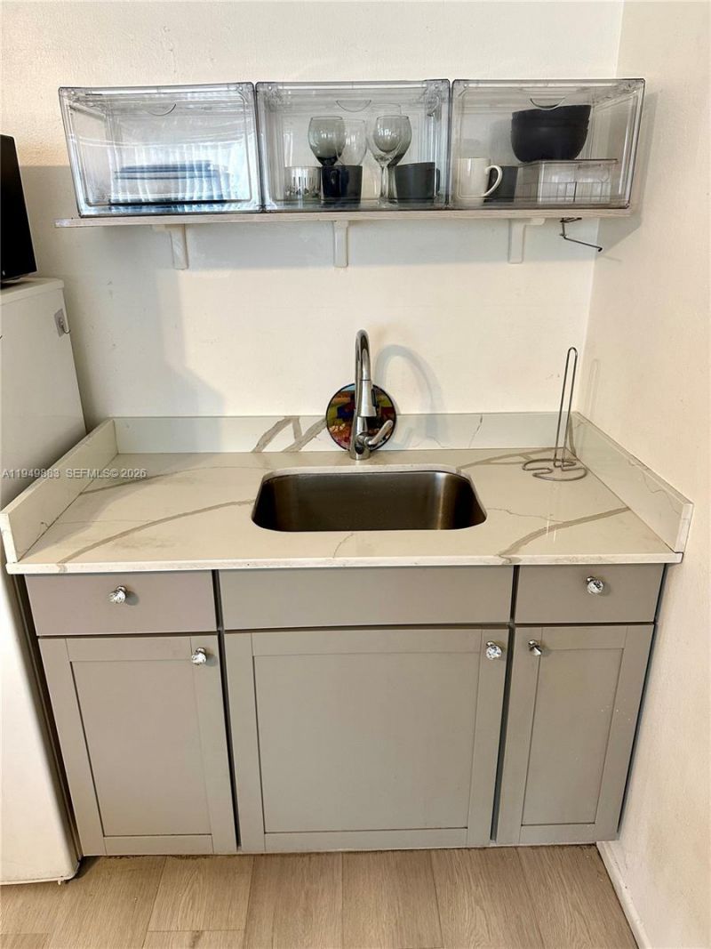 26 Diplomat Pkwy, Unit 2263, Hallandale Beach, FL 33009 Photo