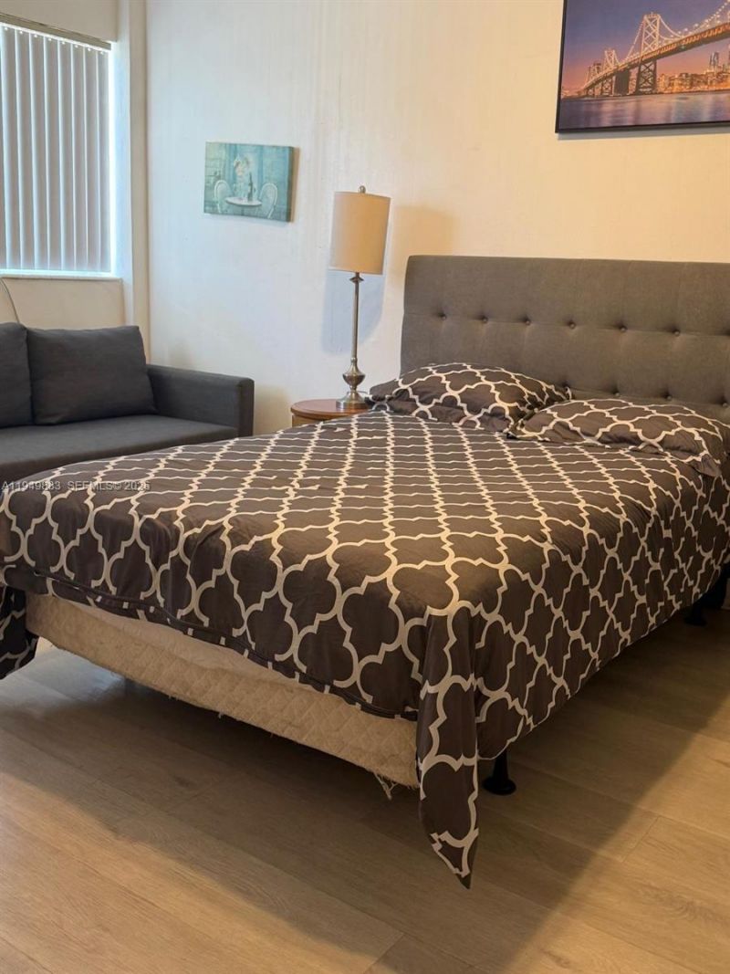 26 Diplomat Pkwy, Unit 2263, Hallandale Beach, FL 33009 Photo