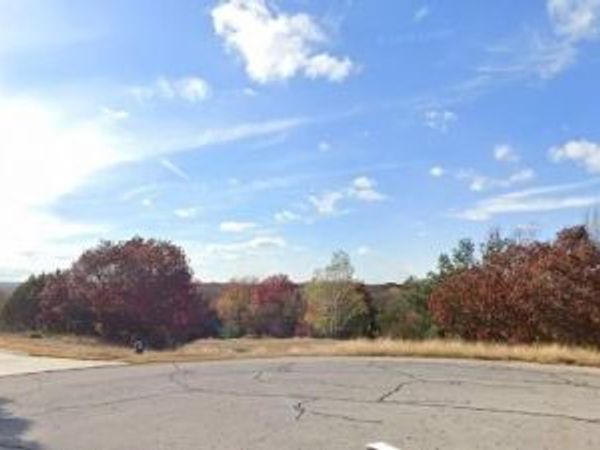 10001 Oak Mill Court, Fort Worth, TX 76135