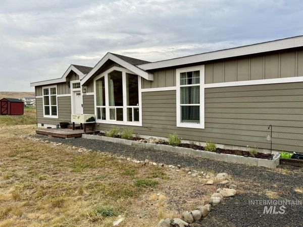 986 Parade Ave, Lapwai, ID 83540