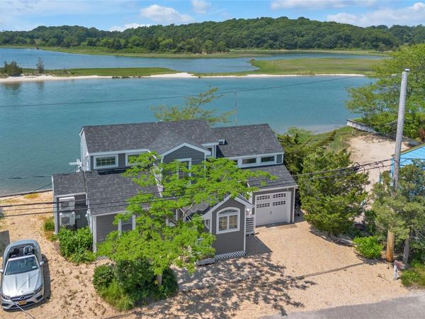 286 Towd Point Road, Southampton, NY 11968