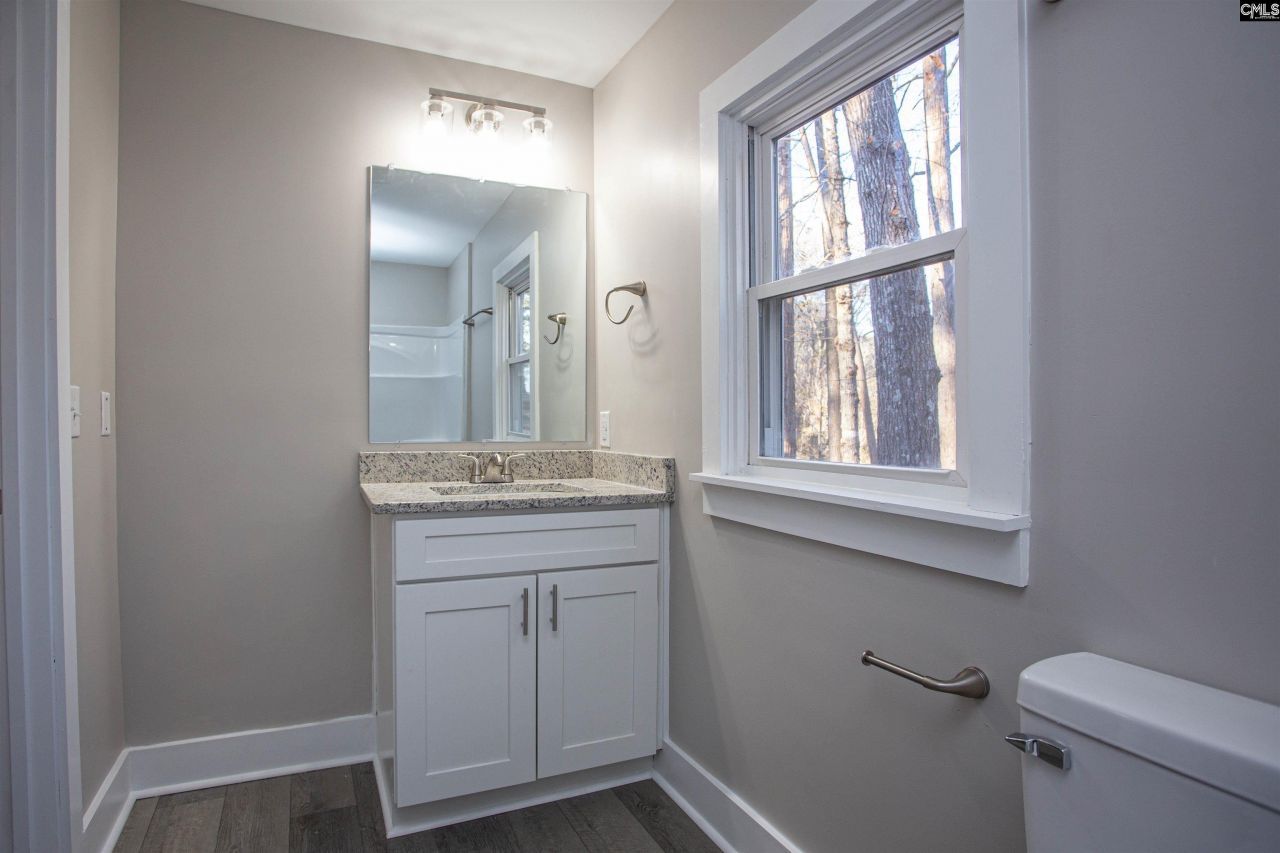 139 Sinclair Lane  Photo 16