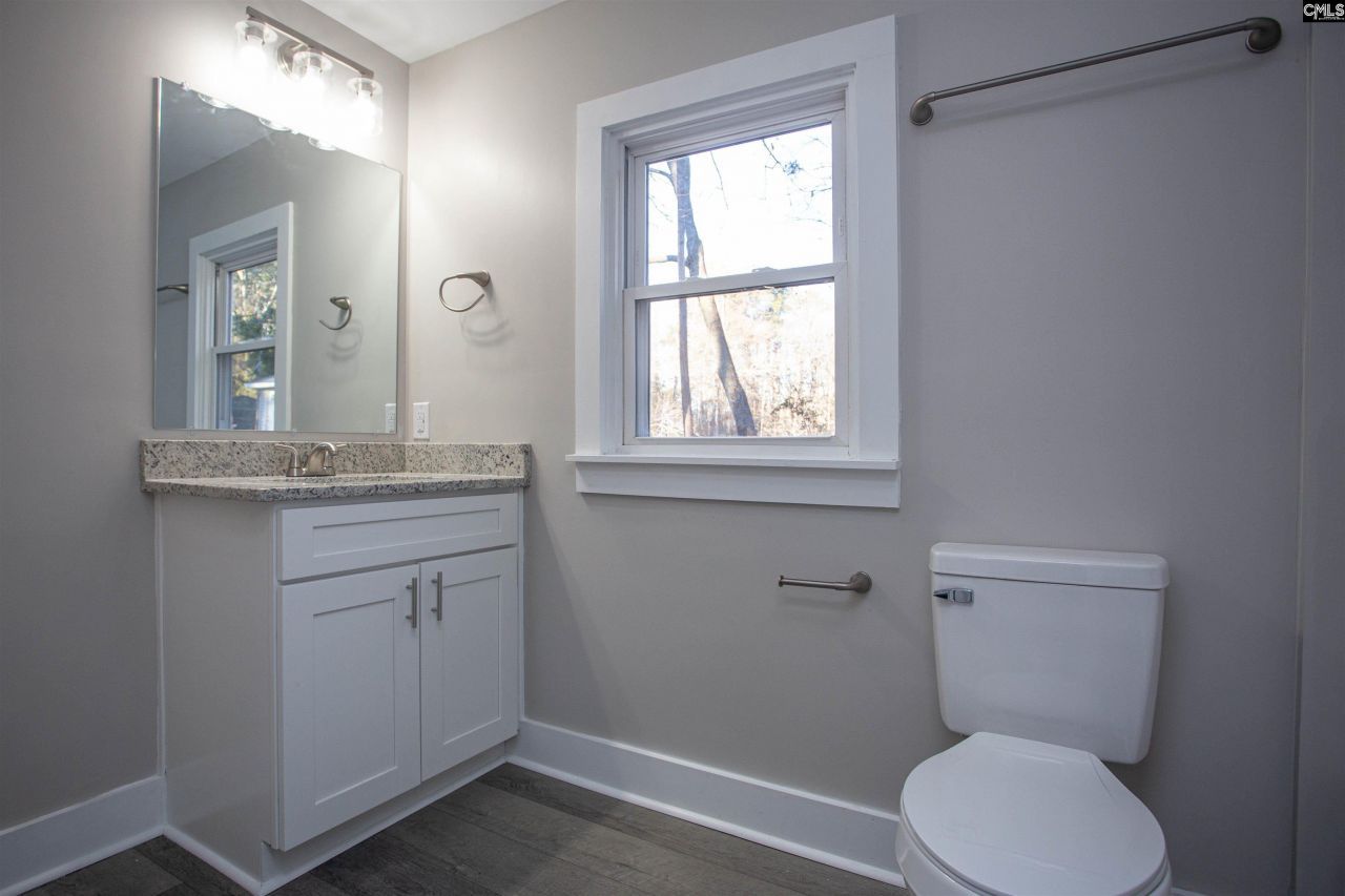 139 Sinclair Lane  Photo 18