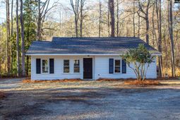 139 Sinclair Lane  photo 4