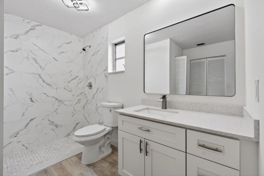 8776 SE Bahama Circle, Hobe Sound, FL 33455 Photo