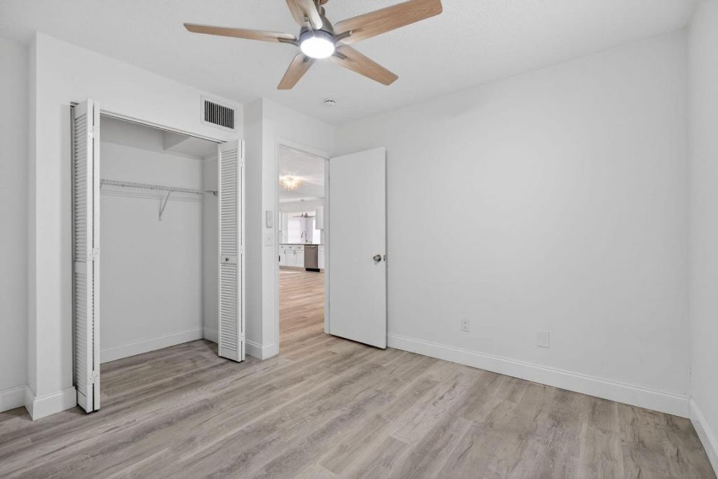 8776 SE Bahama Circle, Hobe Sound, FL 33455 Photo