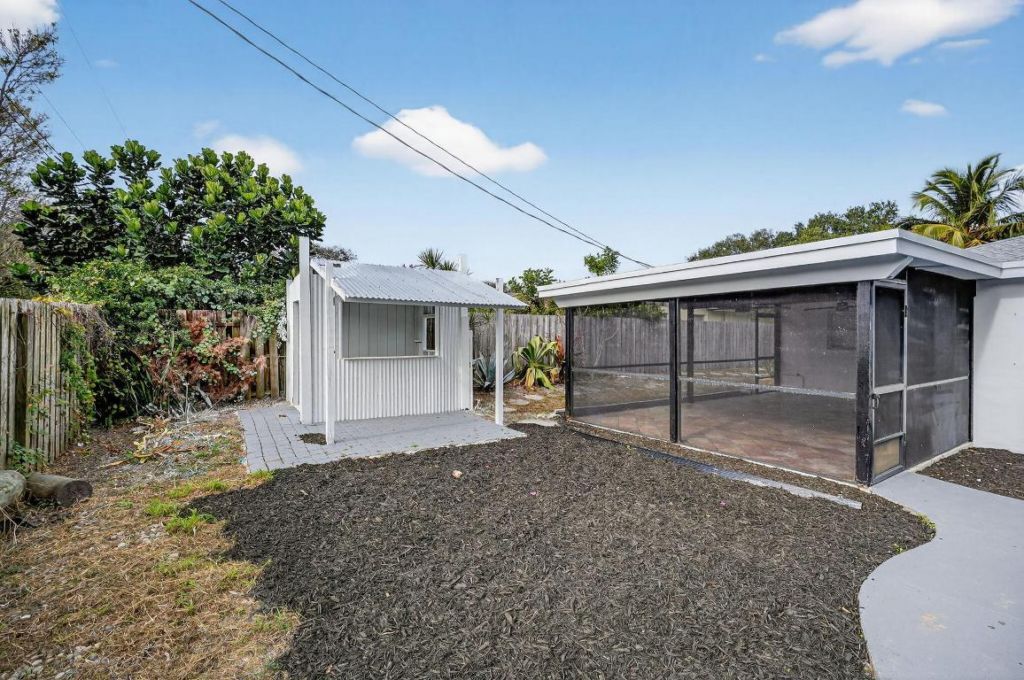 8776 SE Bahama Circle, Hobe Sound, FL 33455 Photo