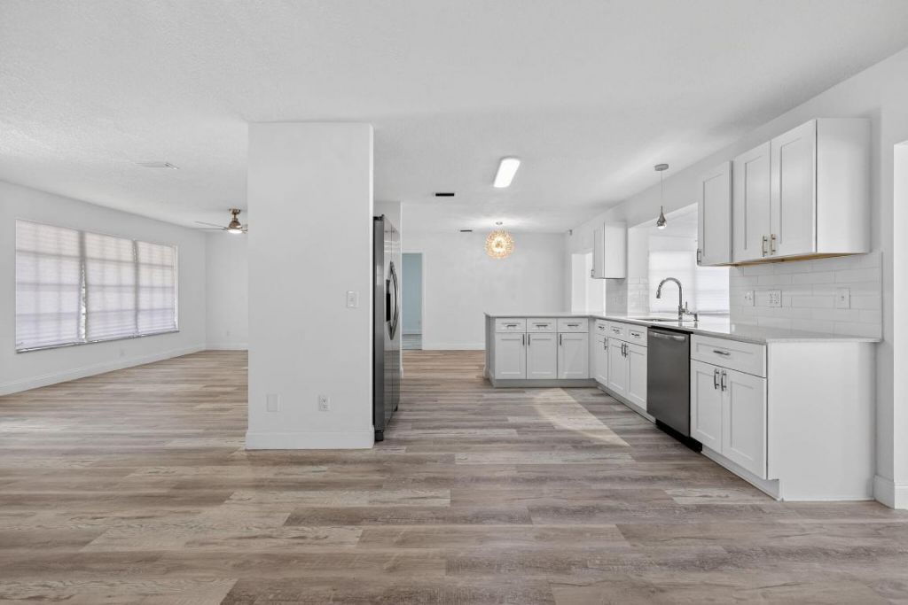 8776 SE Bahama Circle, Hobe Sound, FL 33455 Photo