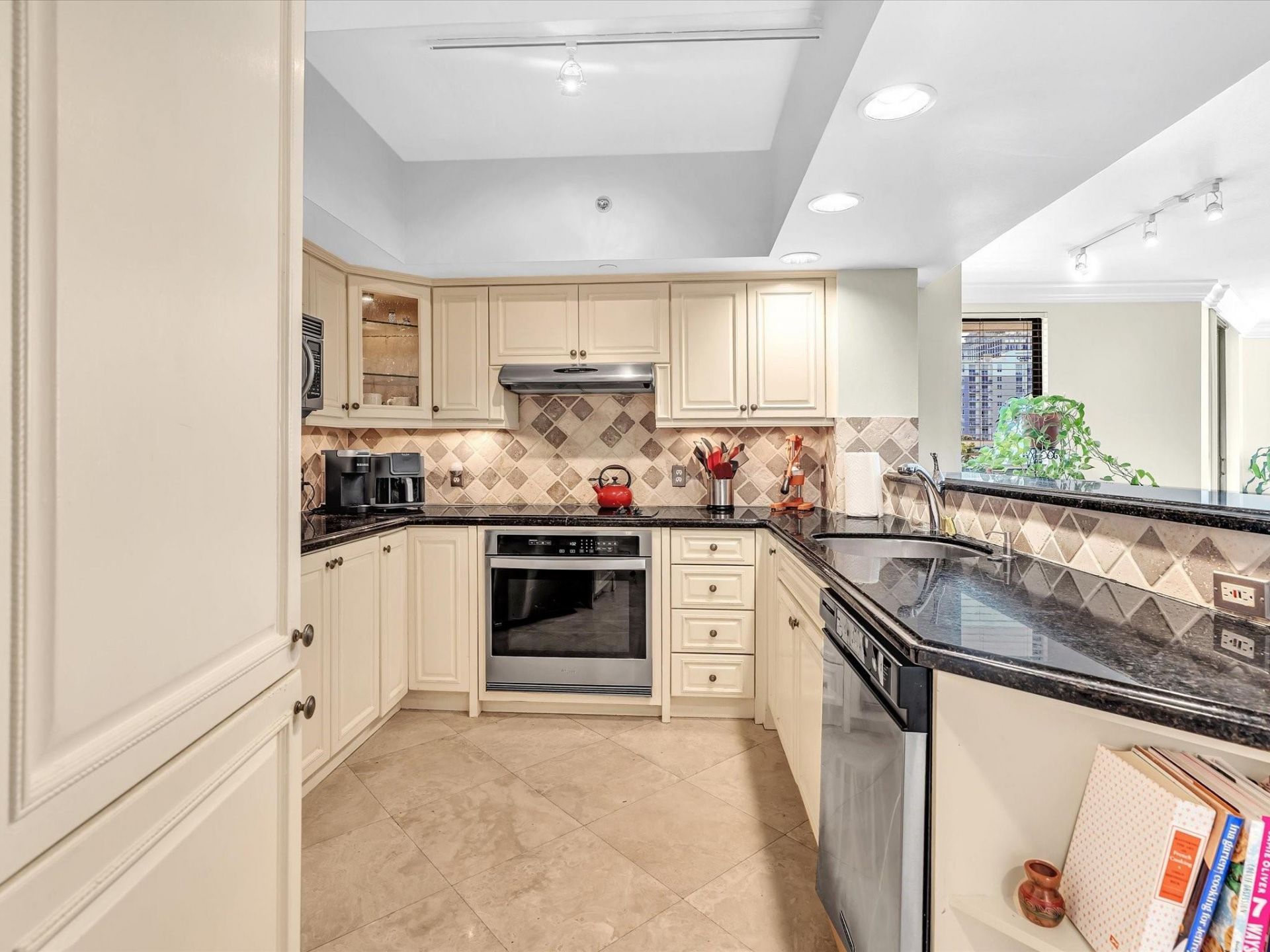 110 N Federal Highway, Unit 505, Fort Lauderdale, FL 33301 Photo