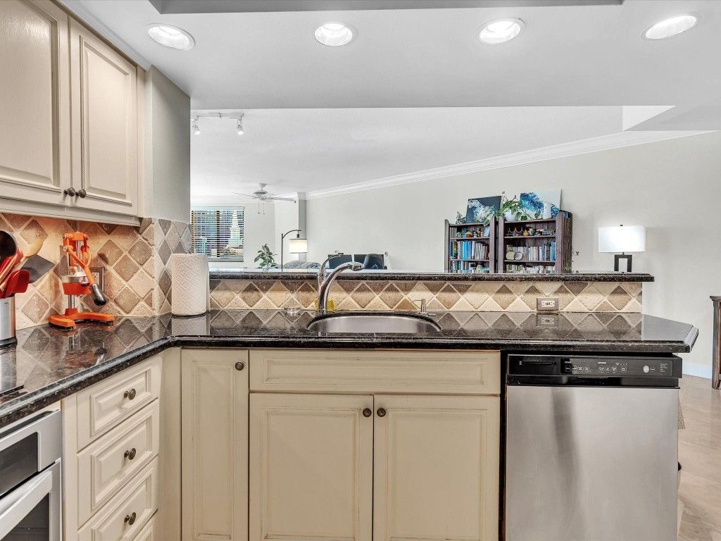 110 N Federal Highway, Unit 505, Fort Lauderdale, FL 33301 Photo