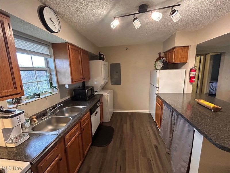 15 S Shafer Street, Unit 1306, Athens, OH 45701 Photo 12