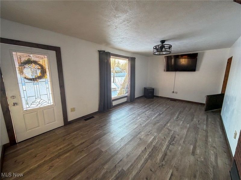 3822 US-422 Road NW, Southington, OH 44470 Photo 3