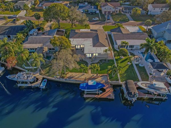 335 CROSSWINDS DRIVE, PALM HARBOR, FL 34683