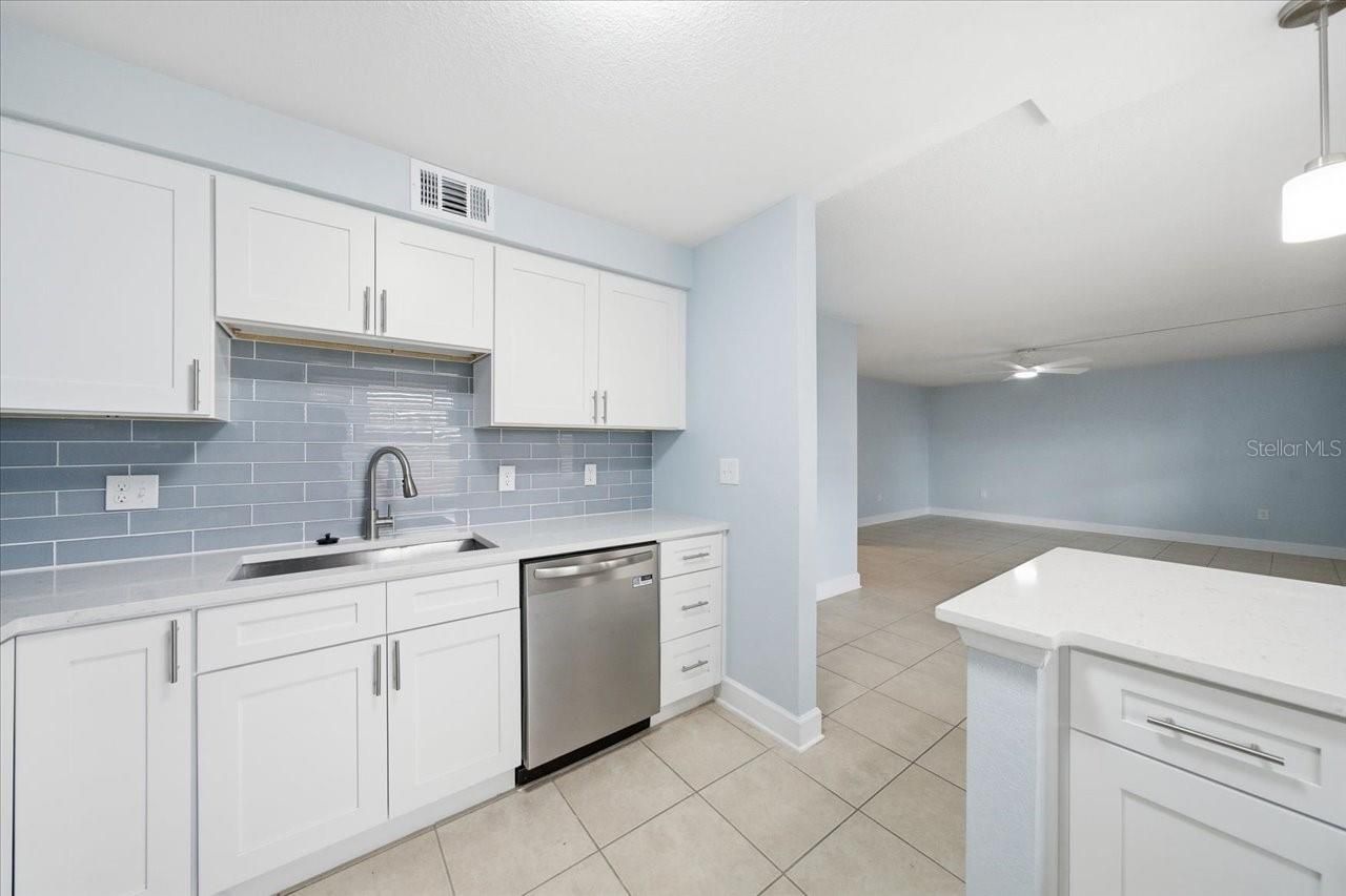 17035 Gulf Boulevard, Unit 118, North Redington Beach, FL 33708 Photo