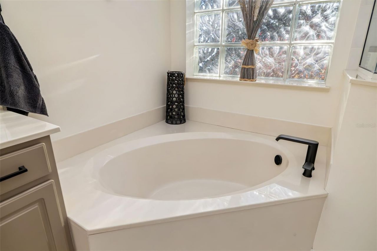 2730 River Woods Drive, Parrish, FL 34219 Photo