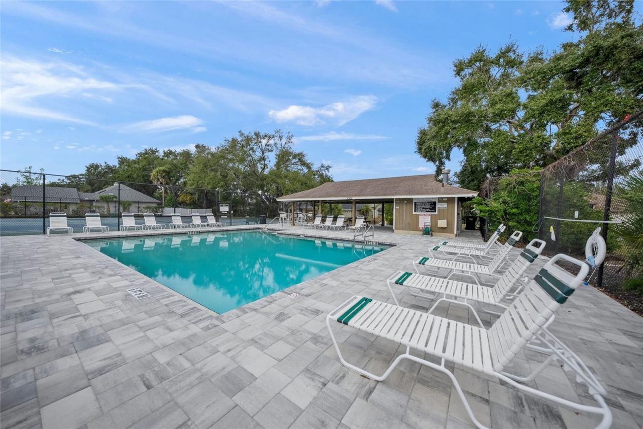8465 Cypress Lake Circle, Sarasota, FL 34243 Photo