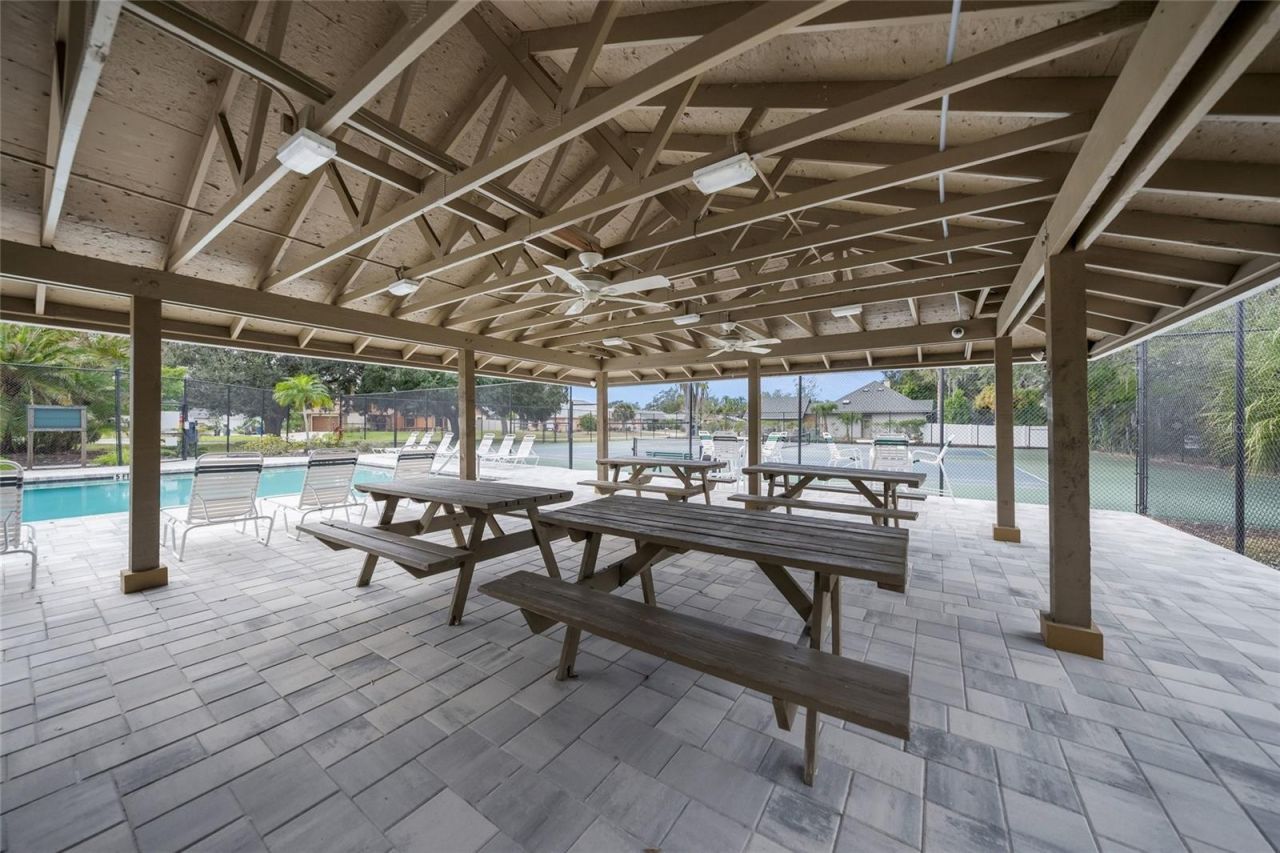 8465 Cypress Lake Circle, Sarasota, FL 34243 Photo