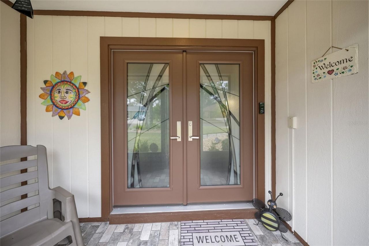 8465 Cypress Lake Circle, Sarasota, FL 34243 Photo