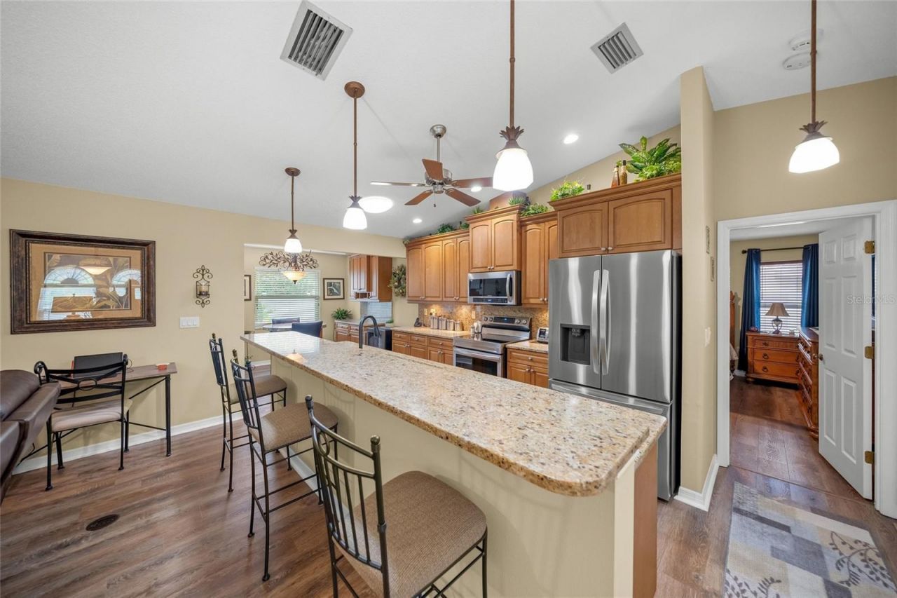 8465 Cypress Lake Circle, Sarasota, FL 34243 Photo