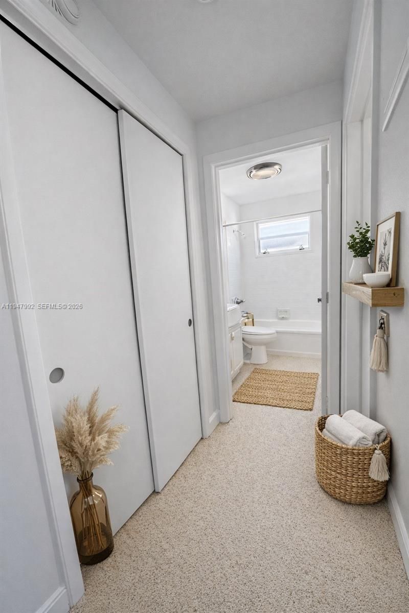 400 SE 4th Ave , Unit 1, Hallandale Beach, FL 33009 Photo